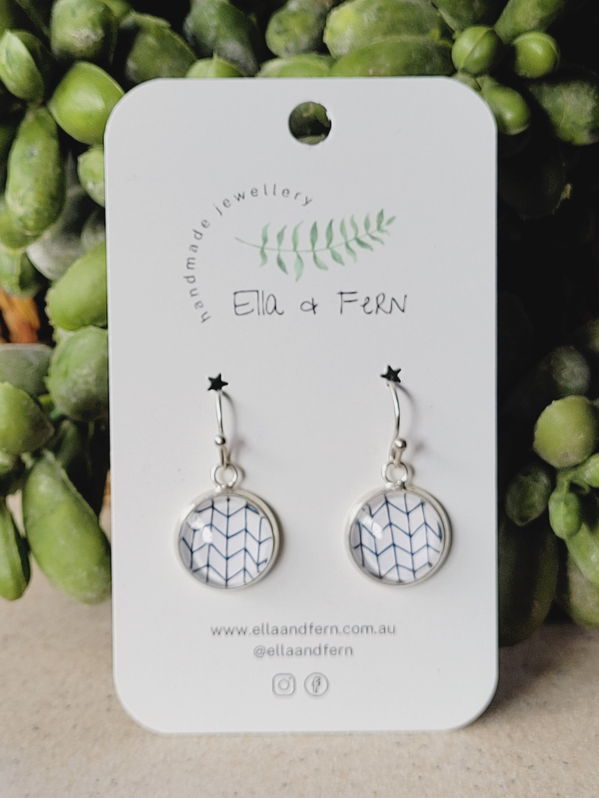 Lines Dangle Earrings | Ella & Fern