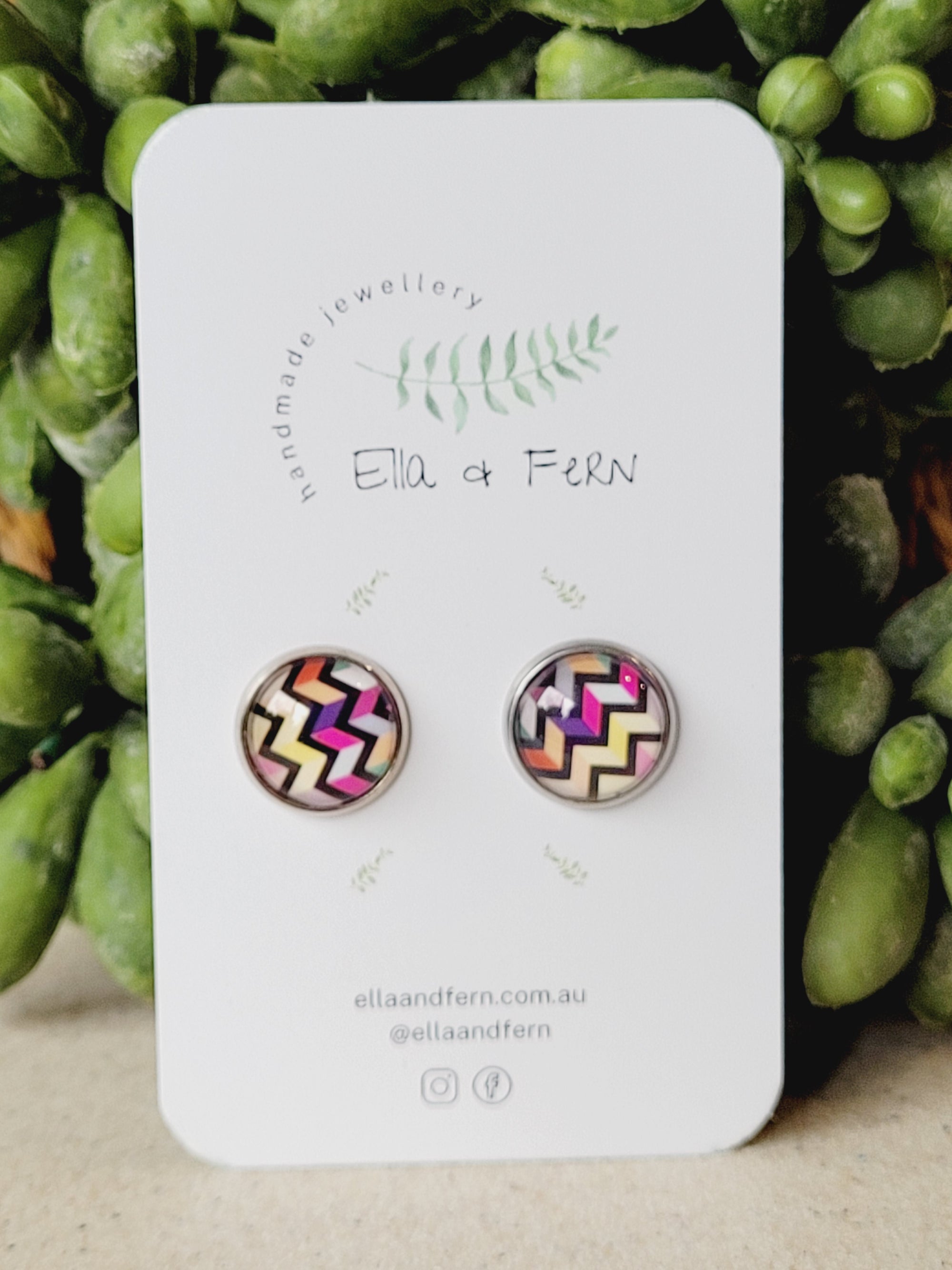Zig Zag Pop Stud Earrings | Ella & Fern