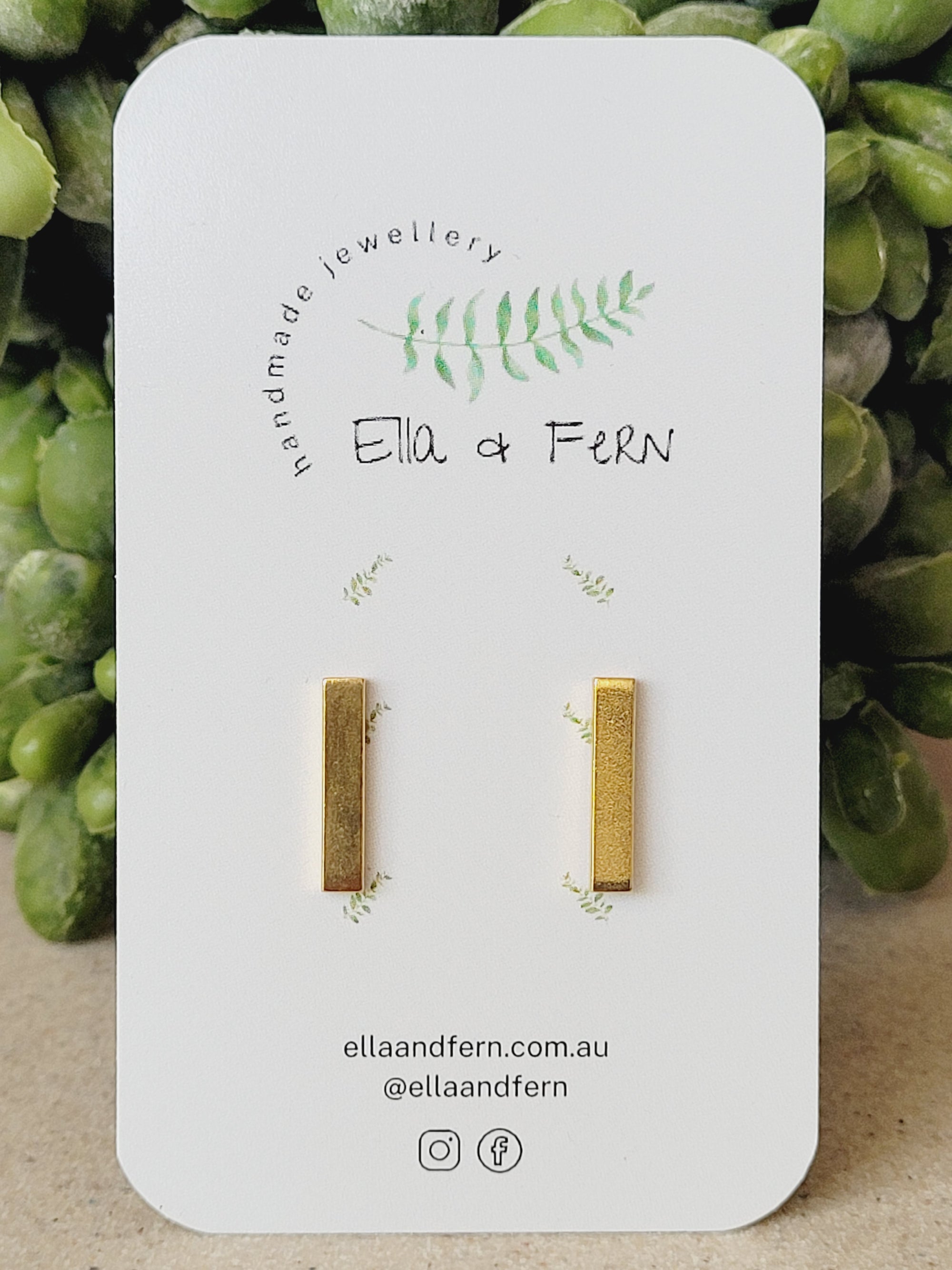 Yellow Gold Line Metal Earrings | Ella & Fern
